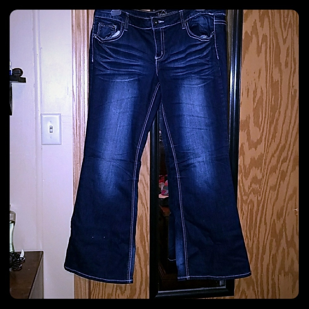 Vanity 33x31